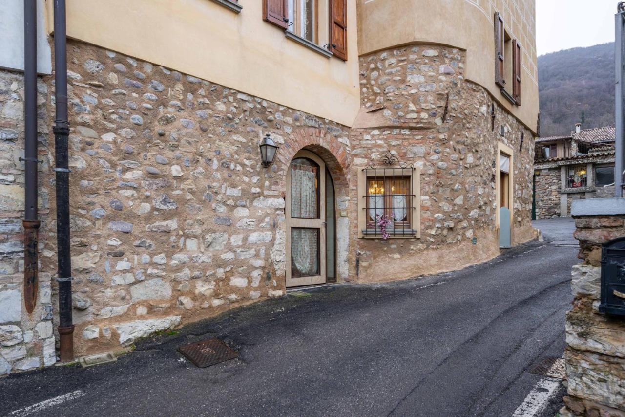 Ferienwohnung Le Chateau Franciacorta - By Host4U Colombaro  Exterior foto